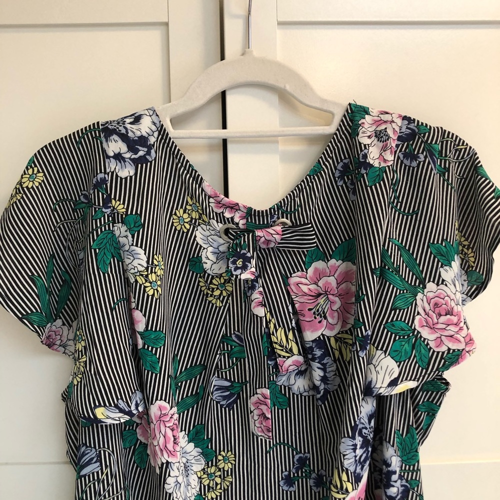3/$20 RICKI’s  Blouse - Picture 5 of 9